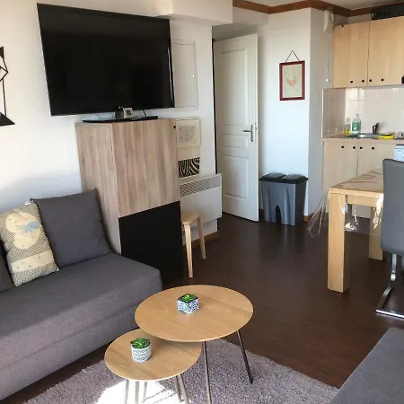 Apartment Lama-gite-des-puys T3 Lamadalet, Vue Sud, Terrasse, Parking Prive Super Besse