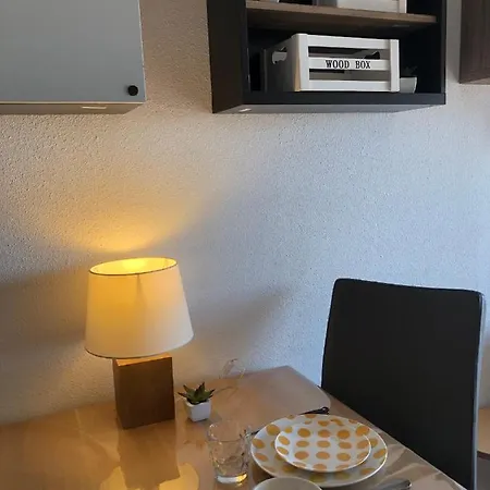 Lama-gite-des-puys T3 Lamadalet, Vue Sud, Terrasse, Parking Prive Apartment Super Besse