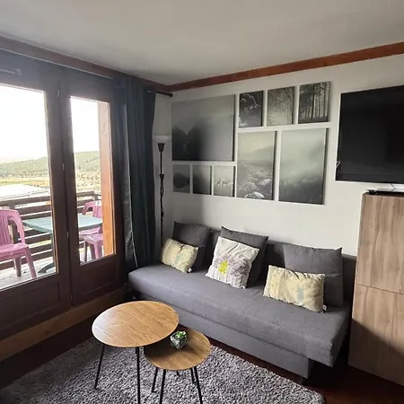 Lama-gite-des-puys T3 Lamadalet, Vue Sud, Terrasse, Parking Prive 아파트 *
