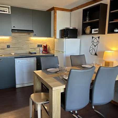 Lama-gite-des-puys T3 Lamadalet, Vue Sud, Terrasse, Parking Prive 아파트