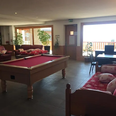 Lama-gite-des-puys T3 Lamadalet, Vue Sud, Terrasse, Parking Prive Apartment Super Besse